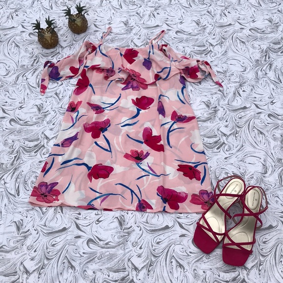 Gorgeous off Shoulder Dress NWOT - Picture 2 of 7